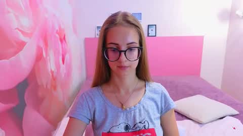 Kristina Adel online show from 10, 10, 2025