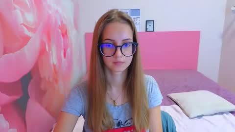 Kristina Adel online show from 7, 11, 2025