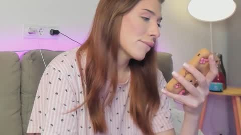 Snapshot of kristina_angel1 chatting on 13, 10, 2025 polya online show from 13, 10, 2025