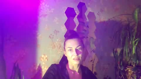 Kristina online show from 3, 2, 2025