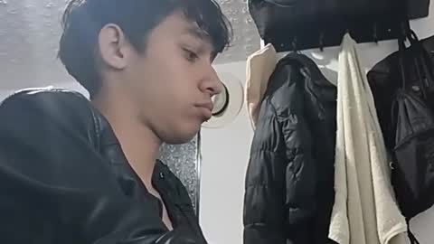 kristof1020 online show from 2, 11, 2025