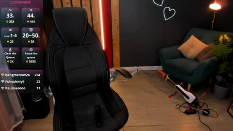 Monika online show from 3, 2, 2025