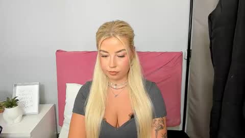 KristyFlowers online show from 15, 1, 2025