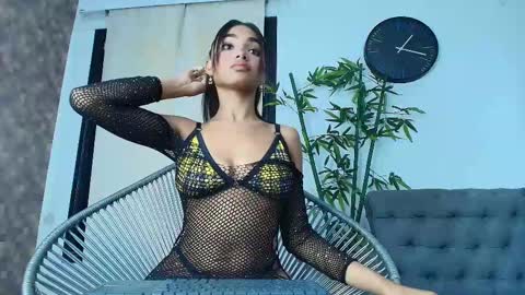 Snapshot of kristyl_paez chatting on 19, 2, 2025 Cristina online show from 19, 2, 2025