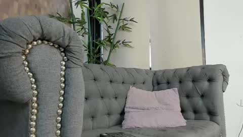 Snapshot of kristyl_paez chatting on 5, 10, 2025 Cristina online show from 5, 10, 2025