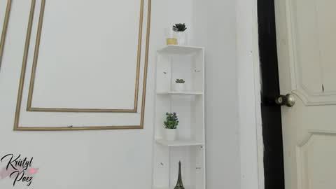 Snapshot of kristyl_paez chatting on 22, 11, 2025 Cristina online show from 22, 11, 2025