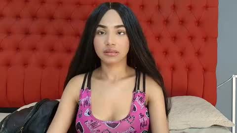 Snapshot of kristyl_paez chatting on 24, 11, 2025 Cristina online show from 24, 11, 2025