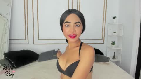 Snapshot of kristyl_paez chatting on 5, 12, 2025 Cristina online show from 5, 12, 2025