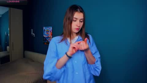 Snapshot of kristynhoughland chatting on 17, 11, 2025 Misty online show from 17, 11, 2025