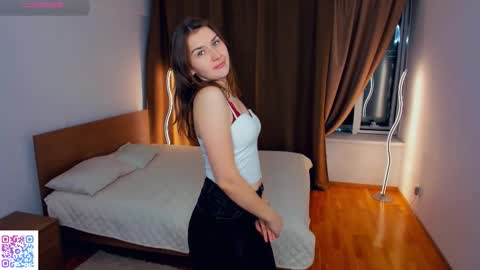 Snapshot of kristynhoughland chatting on 19, 12, 2025 Misty online show from 19, 12, 2025