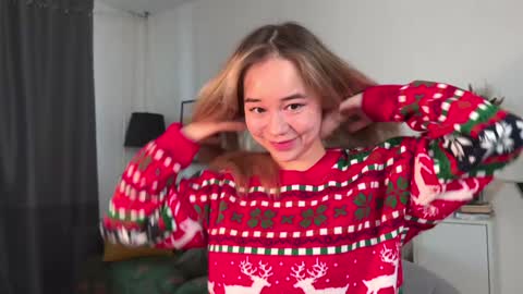 Snapshot of kristyspiritedaway chatting on 1, 1, 2025 Kristy Nip slip shady  Best model on CB  online show from 1, 1, 2025