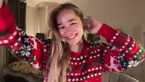 Snapshot of kristyspiritedaway chatting on 12, 3, 2025 Kristy Nip slip shady  Best model on CB  online show from 12, 3, 2025