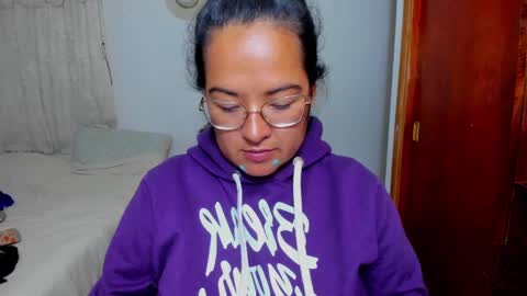 Snapshot of kroline_20 chatting on 16, 12, 2024 Kroline  online show from 16, 12, 2024