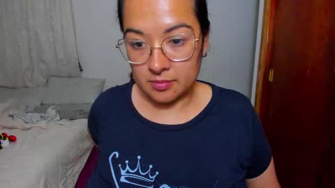 Snapshot of kroline_20 chatting on 24, 12, 2024 Kroline  online show from 24, 12, 2024