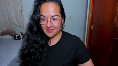 Snapshot of kroline_20 chatting on 3, 1, 2025 Kroline  online show from 3, 1, 2025