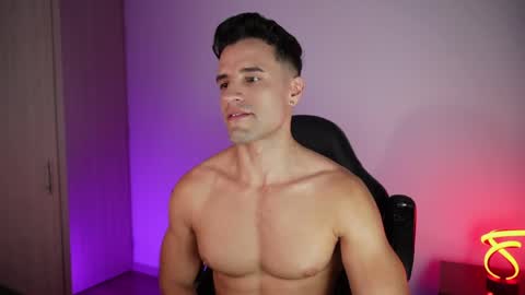 Snapshot of krops_ chatting on 3, 4, 2026 KROPS online show from 3, 4, 2026