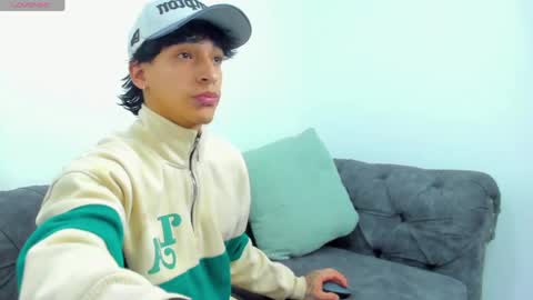 Snapshot of kroywave chatting on 2, 6, 2026 Kroy Wave Muscle Tattoos Latino online show from 2, 6, 2026