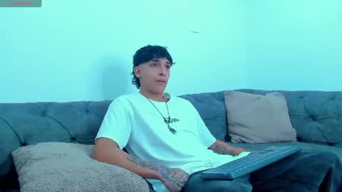 Kroy Wave  Muscle Tattoos Latino online show from 7, 7, 2026