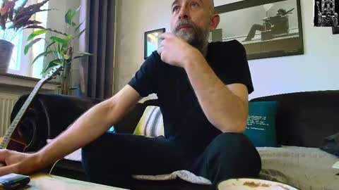 Snapshot of krummersaebel chatting on 25, 2, 2025 krummersaebel online show from 25, 2, 2025