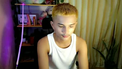 Snapshot of krunoxx chatting on 17, 6, 2026 clarence online show from 17, 6, 2026