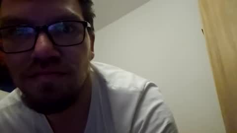 Snapshot of kryptoni18435 chatting on 4, 3, 2026 Tommy online show from 4, 3, 2026