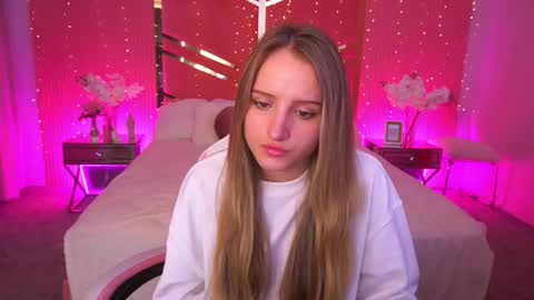 Snapshot of krys_tina chatting on 28, 3, 2026 krys_tina online show from 28, 3, 2026