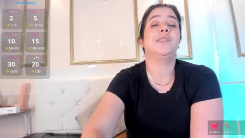 Snapshot of krystal_taylor23 chatting on 28, 1, 2025 Kystal Taylor online show from 28, 1, 2025