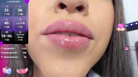 Snapshot of krysten_ritter2 chatting on 14, 12, 2024 krys online show from 14, 12, 2024