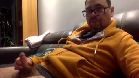 Snapshot of krzysztof1977 chatting on 9, 4, 2026 krzysztof1977 online show from 9, 4, 2026