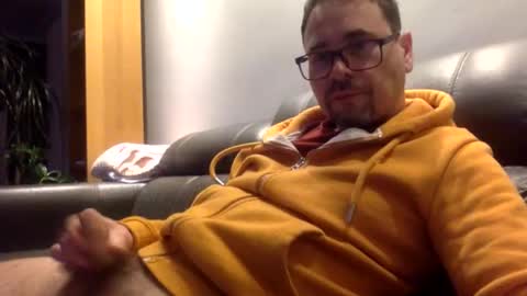 Snapshot of krzysztof1977 chatting on 10, 4, 2026 krzysztof1977 online show from 10, 4, 2026