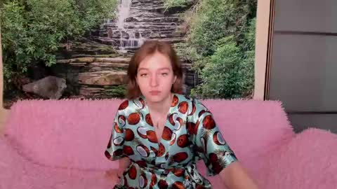 Snapshot of ksuhesa chatting on 16, 4, 2026 ksuhesa online show from 16, 4, 2026