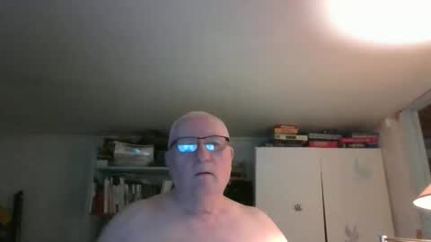 Snapshot of kukken18 chatting on 20, 5, 2026 Kukken18 online show from 20, 5, 2026
