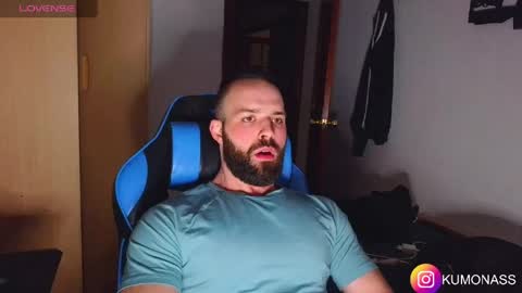 Snapshot of kumonass chatting on 11, 4, 2026 kumonass online show from 11, 4, 2026