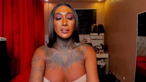 Snapshot of kurdapya00 chatting on 15, 10, 2025 MISTRESS MARIA online show from 15, 10, 2025