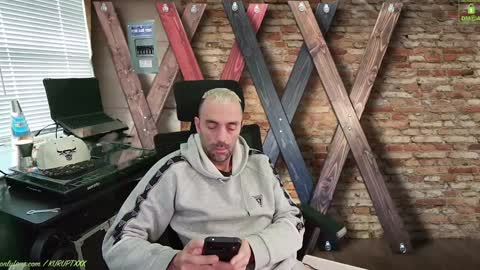 kuruptxxx online show from 16, 1, 2025