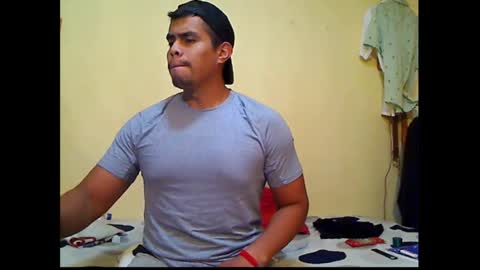 Snapshot of kushlozter chatting on 8, 11, 2025 kushlozter online show from 8, 11, 2025