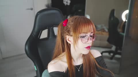 Snapshot of kveilynn chatting on 14, 2, 2025 Kveilynn online show from 14, 2, 2025