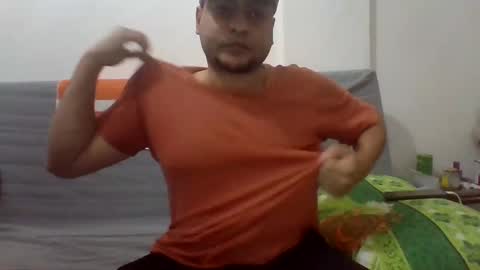 Snapshot of kwt8933 chatting on 16, 2, 2025 khalid 89 online show from 16, 2, 2025