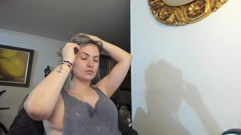 kyhara online show from 28, 1, 2025