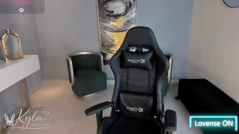 Snapshot of kylamorrison chatting on 6, 3, 2026 I am Kyla online show from 6, 3, 2026