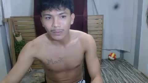 Snapshot of kyle_lourence chatting on 22, 4, 2026 kyle_lourence online show from 22, 4, 2026