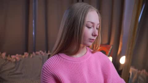 Snapshot of kyleepassley chatting on 5, 4, 2026 kyleepassley online show from 5, 4, 2026