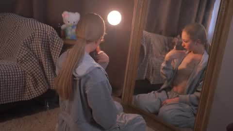 Snapshot of kyleepassley chatting on 18, 4, 2026 kyleepassley online show from 18, 4, 2026