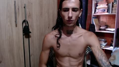 kyleer77 online show from 9, 6, 2026