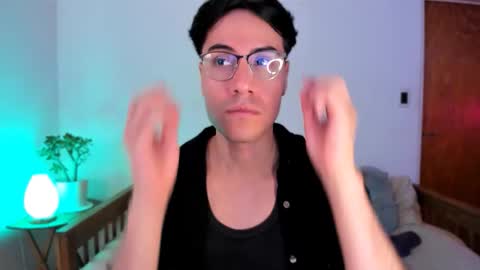 Snapshot of kylianzarate chatting on 1, 12, 2025 Kylian Zarate online show from 1, 12, 2025