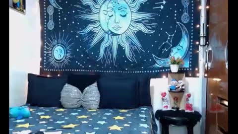 Snapshot of kylie_capricorn chatting on 8, 4, 2026 kylie online show from 8, 4, 2026