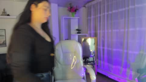 kylie online show from 2, 12, 2024