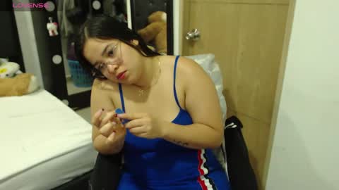 Snapshot of kylie_switch chatting on 28, 2, 2025 Instagram Kylie switch followme buy lovense here online show from 28, 2, 2025