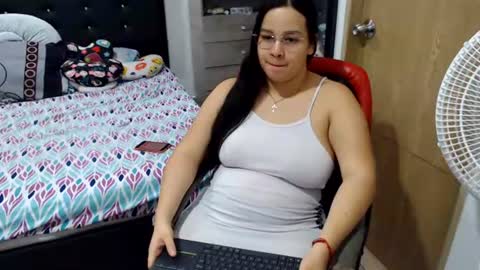 Snapshot of kylie_switch chatting on 2, 7, 2026 Instagram Kylie switch followme buy lovense here online show from 2, 7, 2026