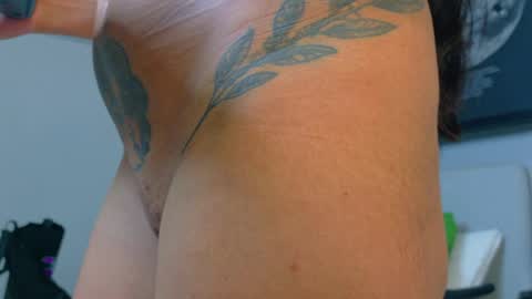 KYLIE  online show from 31, 3, 2026